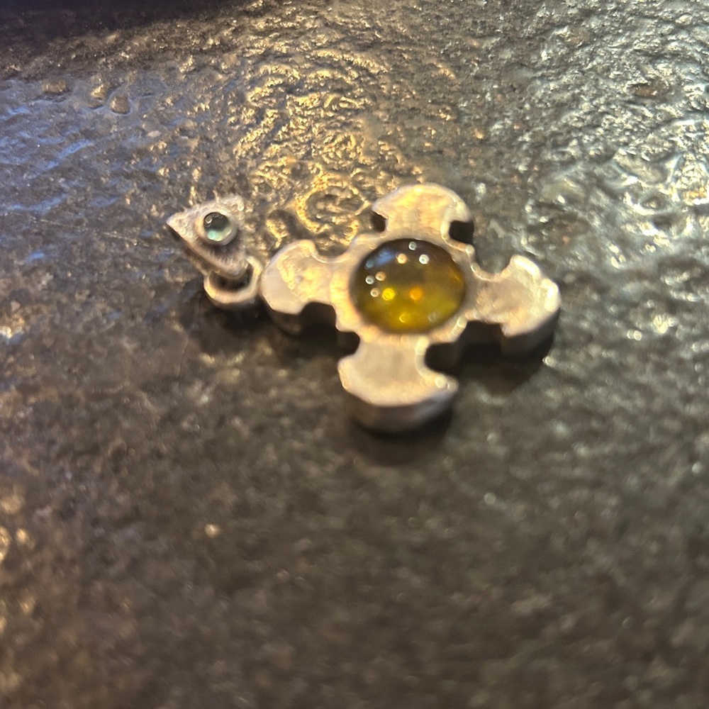 Brevard sterling silver with topaz and citrine stone on bail. - Picture 2 of 6